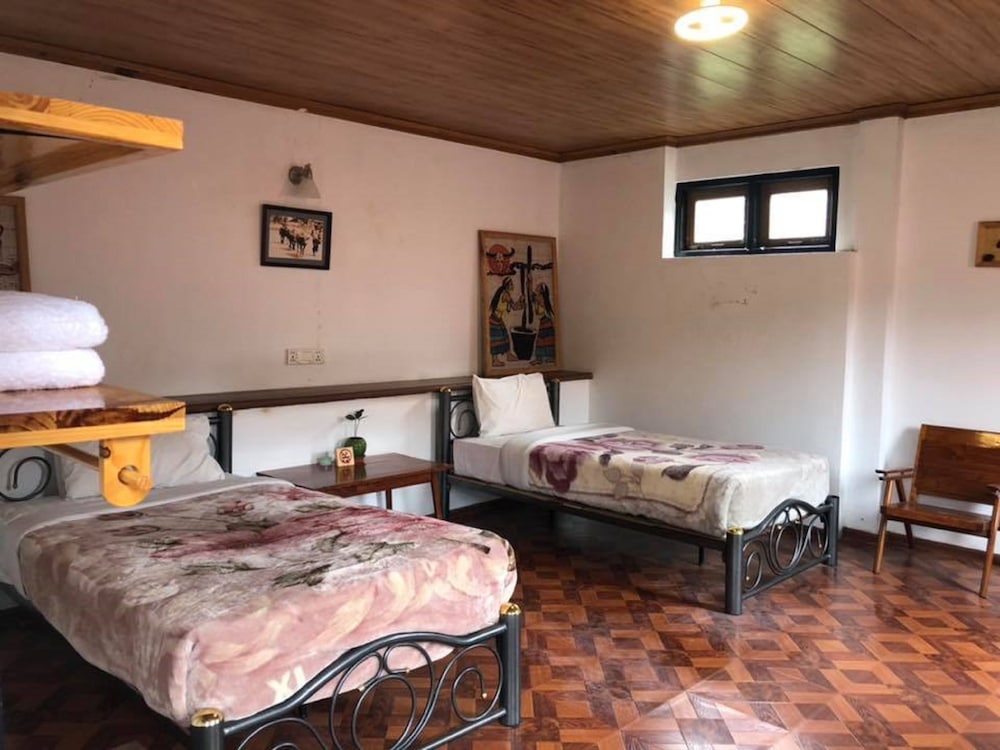 Standard Twin Room photo 1