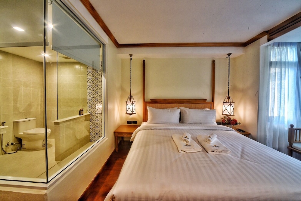 Studio - Photo 3
