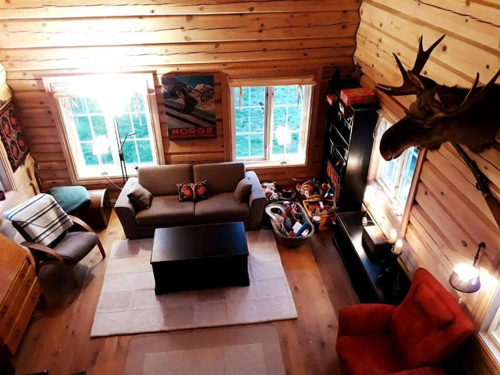 Cabin photo 2