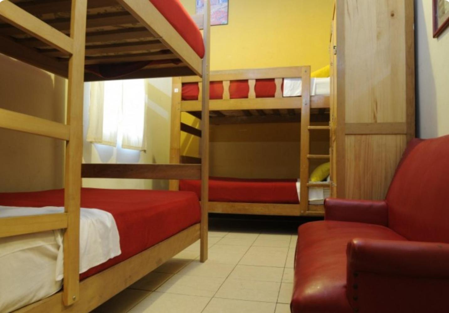 Single Bed in Dormitory Room photo 2