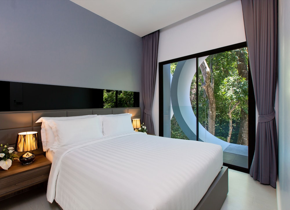 Tropical Suite photo 1