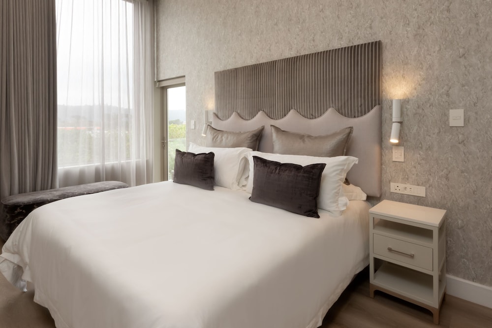 Luxury Villa photo 2