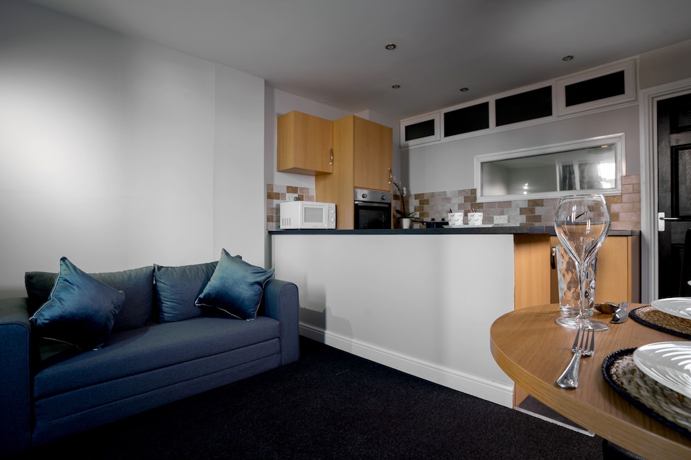 Apartment, 1 Bedroom, Ground Floor photo 3