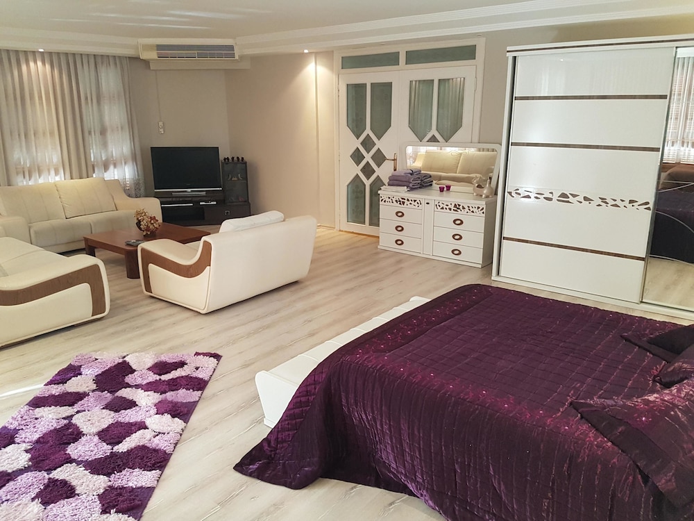 Deluxe Apartment, 2 Bedrooms, Kitchen photo 3