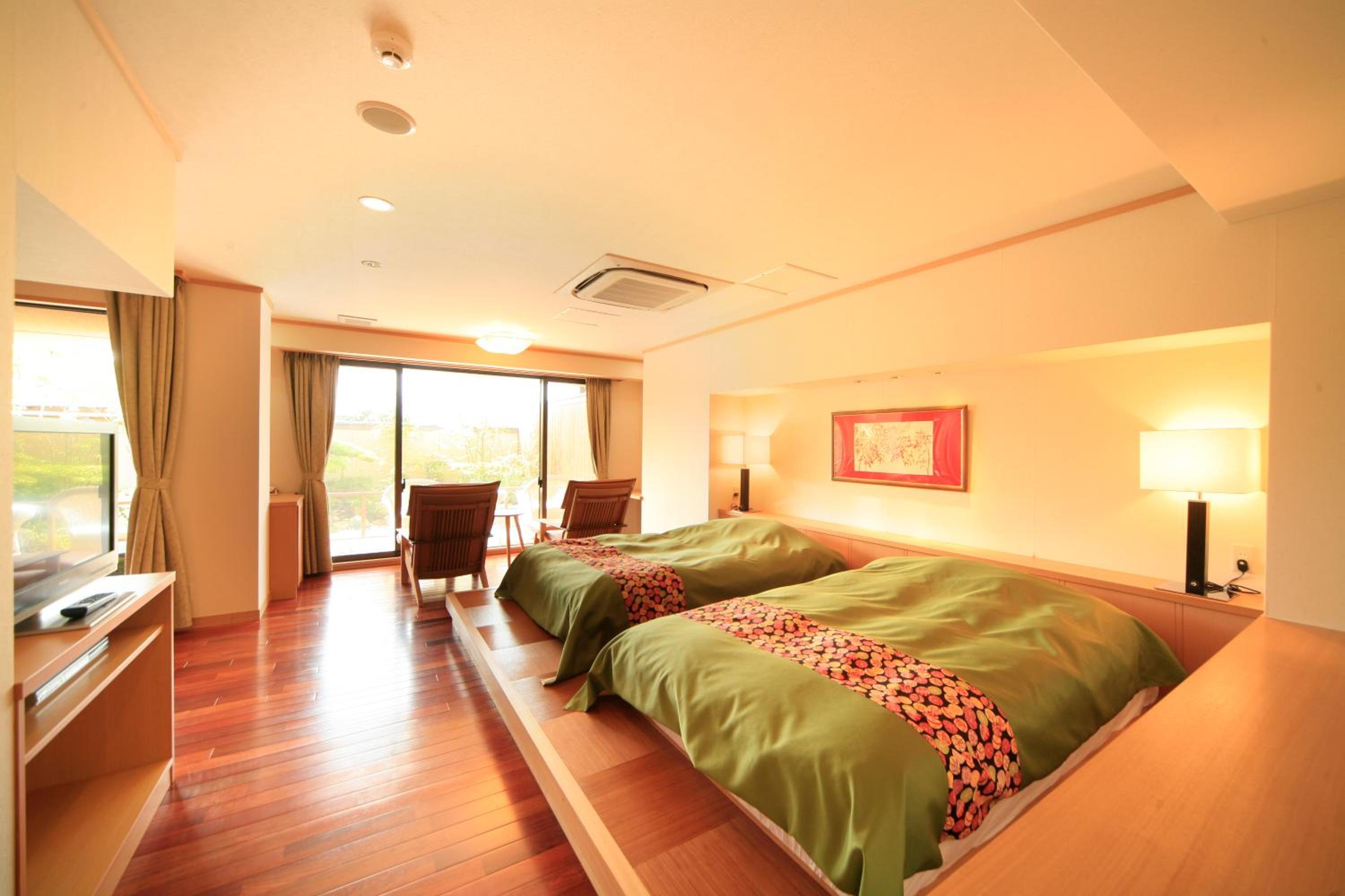 Two-Bedroom Suite - Photo 1