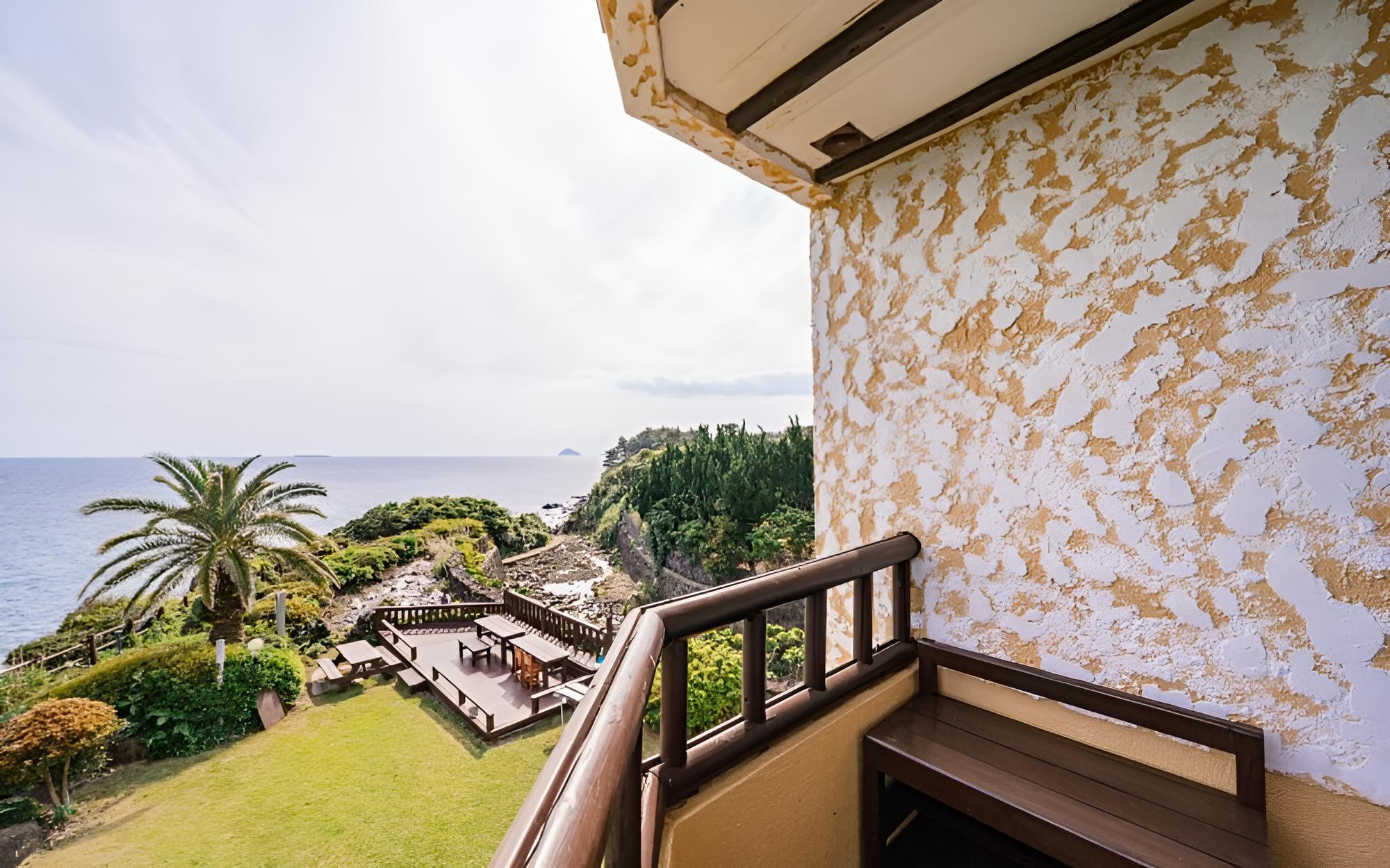 Room (Couple Room (Ocean View))