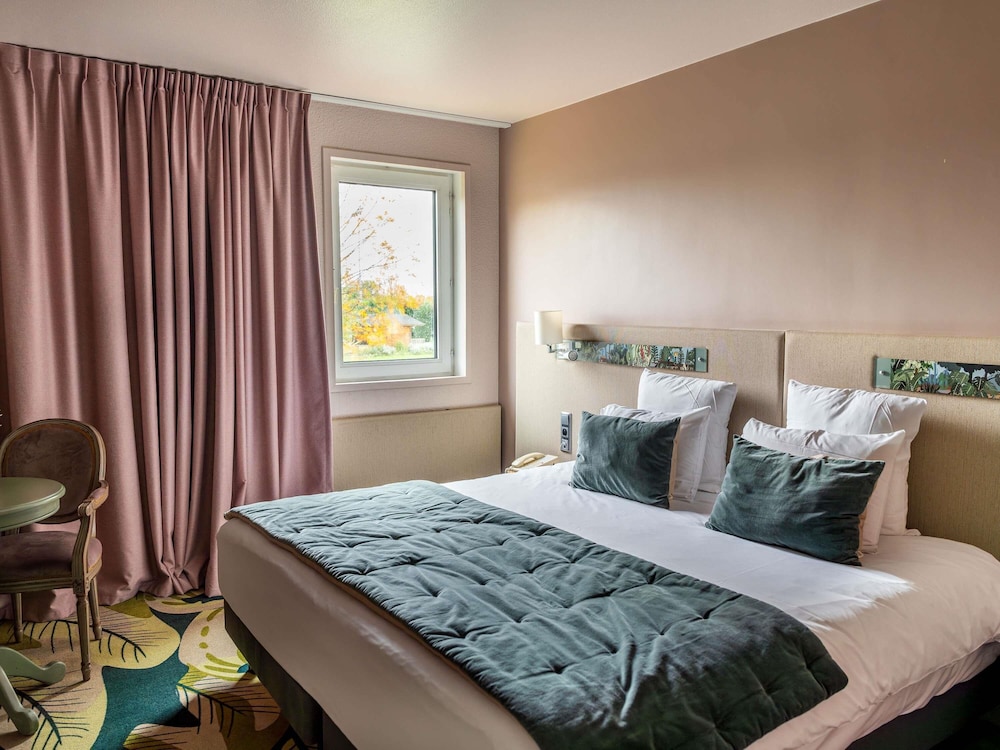 Superior Room, 1 Queen Bed (Forest View) - Photo 1