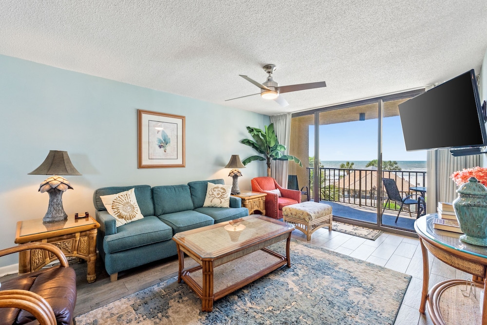 Condo, 2 Bedrooms, Ocean View (310B)