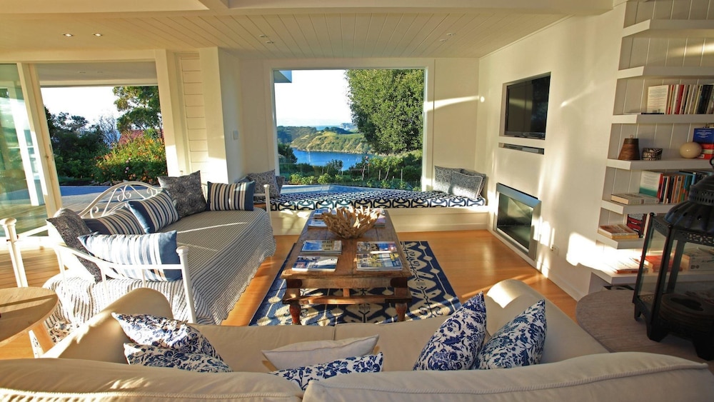House, Multiple Beds, Ocean View (Claire's Luxury Hideaway) photo 2