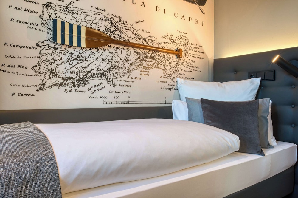 Standard Room, 1 Twin Bed thumbnail 6