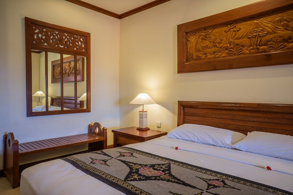 Deluxe Room, Sea View - Photo 5