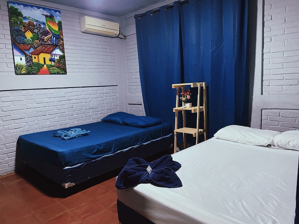 Classic Double Room, 2 Double Beds photo 1