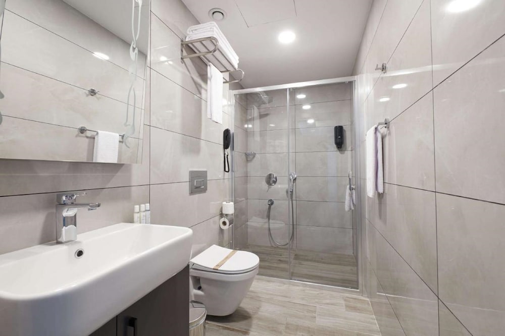 Premium Room, 1 Bedroom, Non Smoking, Kitchenette - Photo 10