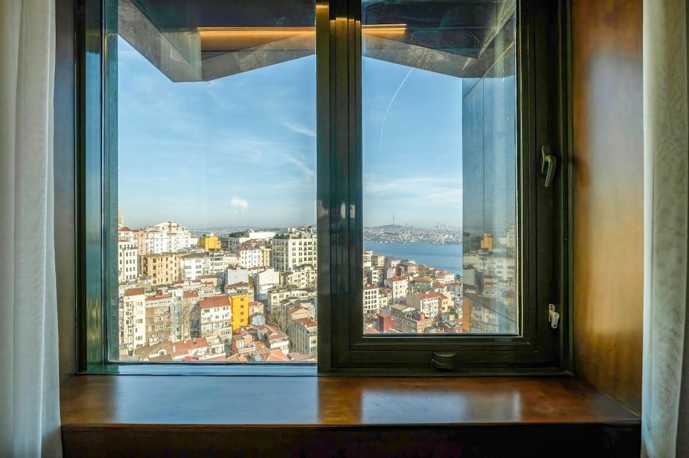 Superior Double Or Twin Room, Corner Sea View photo 1