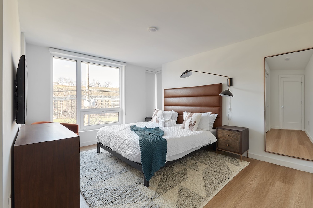 Stylish 2 BR w Roof Deck Access - Mins to NYC, Zdjęcie 22