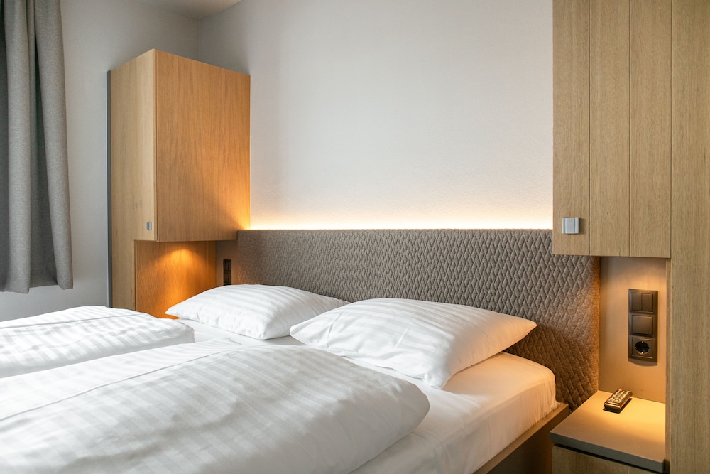 Design Apartment, 4 Bedrooms, Balcony (Excl. 266 EUR cleaning fee) photo 3