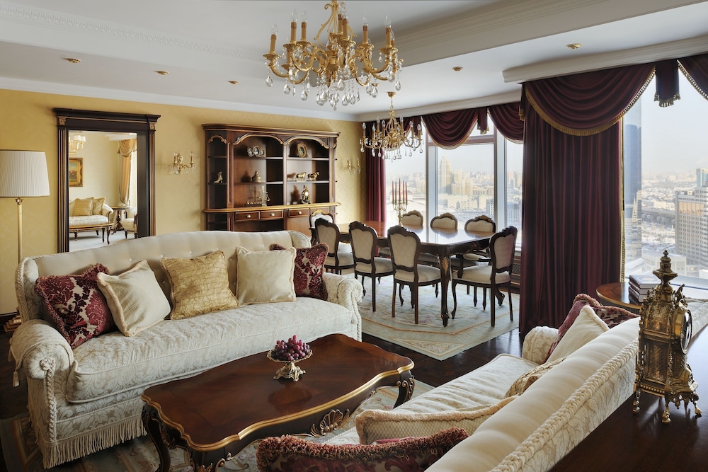 Royal Room photo 2