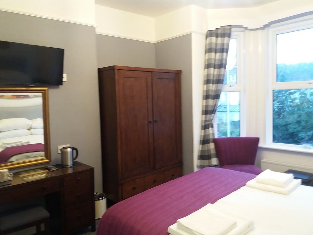 Double Room, 1 King Bed (Room 4, 1st floor) photo 1