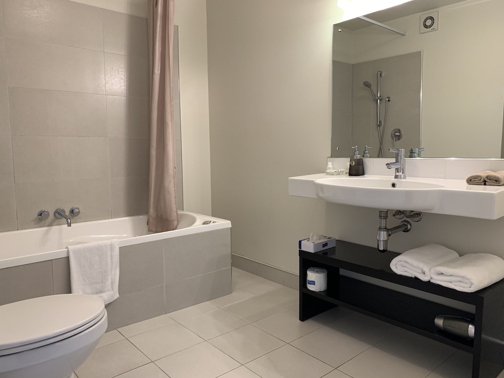 Deluxe Apartment, 2 Bedrooms, Non Smoking, Jetted Tub