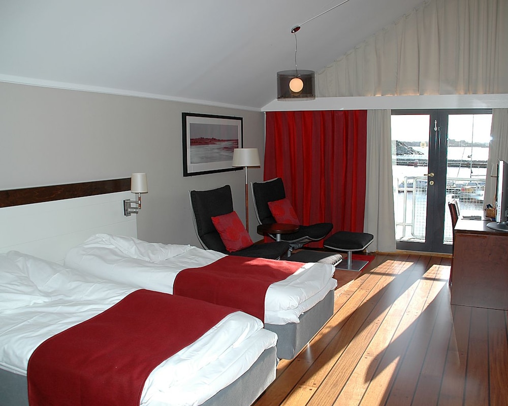 Panoramic Studio Suite, Sea View
