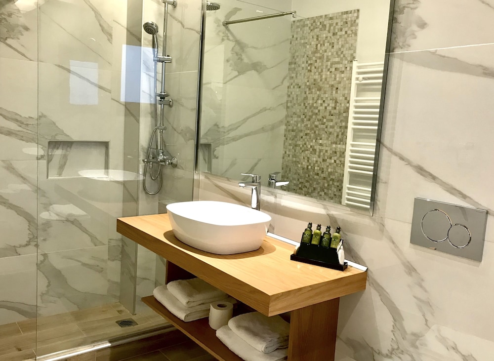 Junior Suite - Photo 2