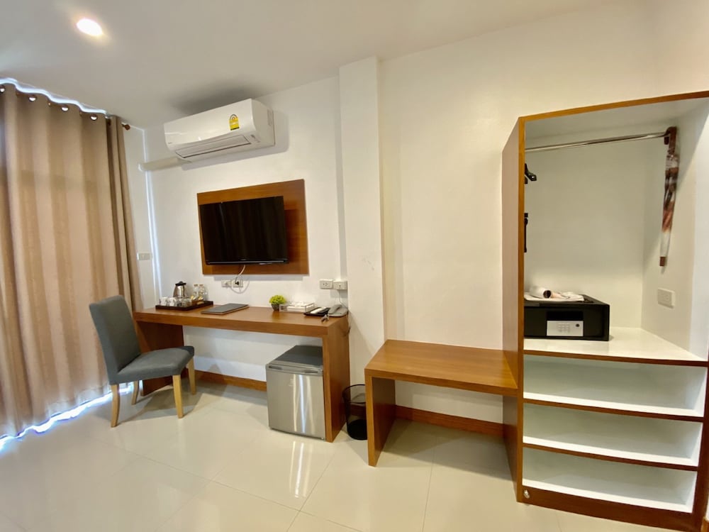 Superior Twin Room - Photo 8