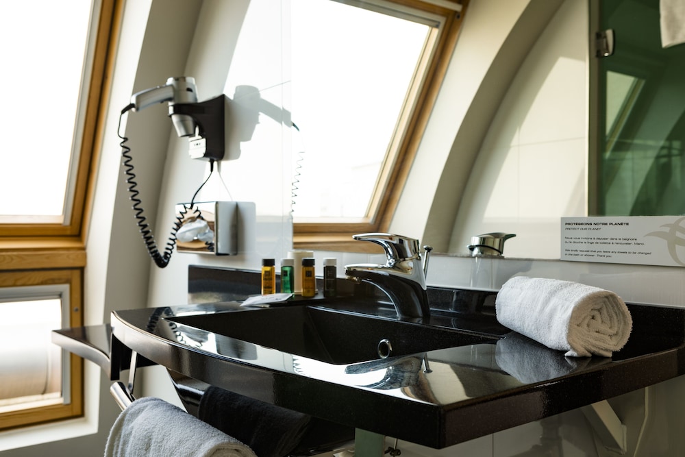 Superior Quadruple Room - Photo 4