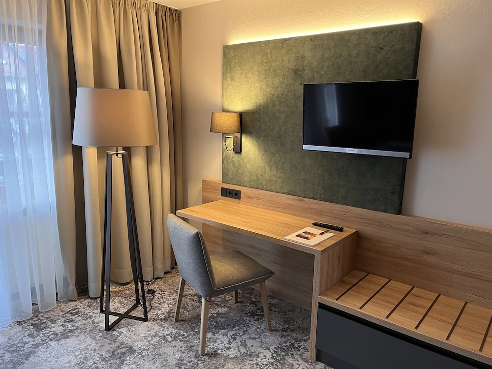 Deluxe Double Room Single Use