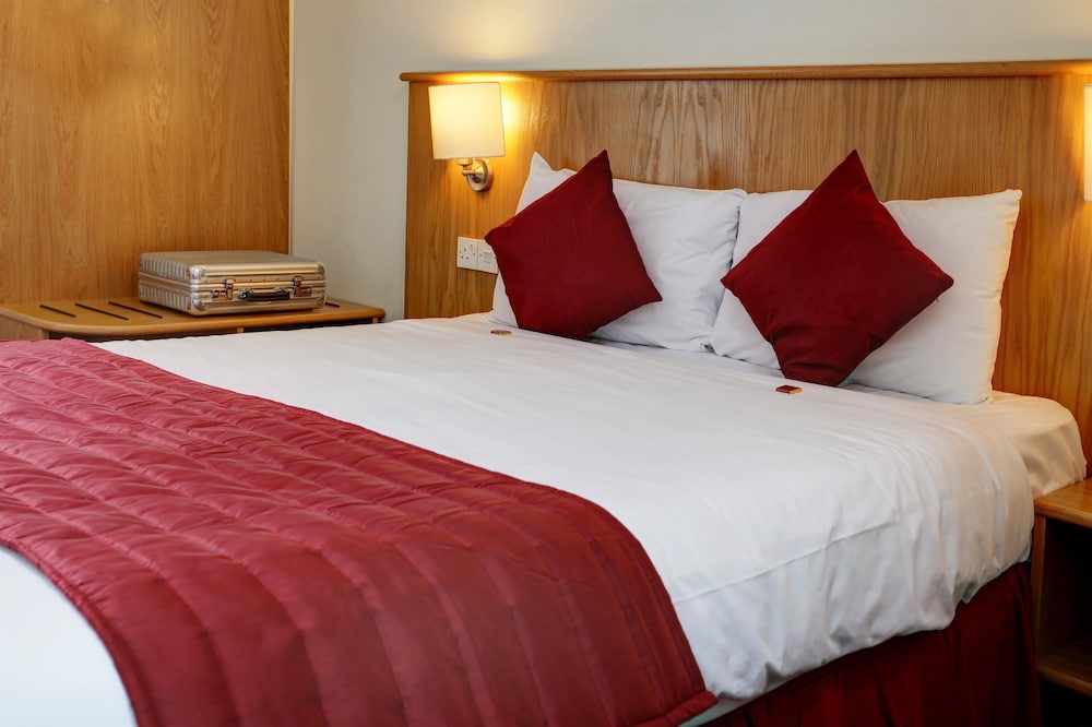 Standard Room, Multiple Beds, Non Smoking photo 3