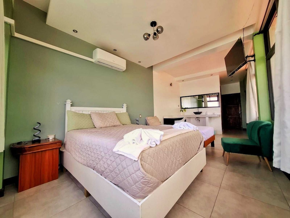 Premium Double Room, Partial Lake View photo 1
