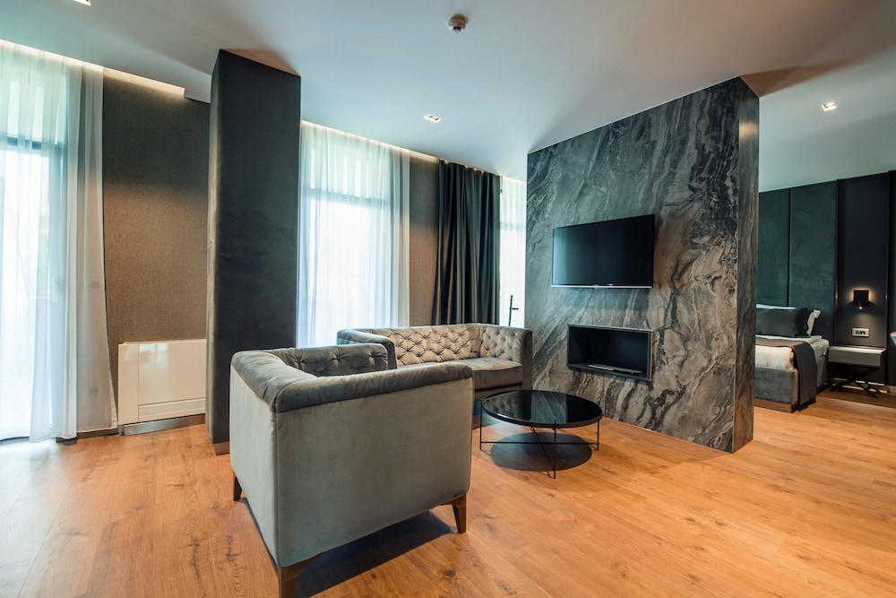 Exclusive Suite photo 3