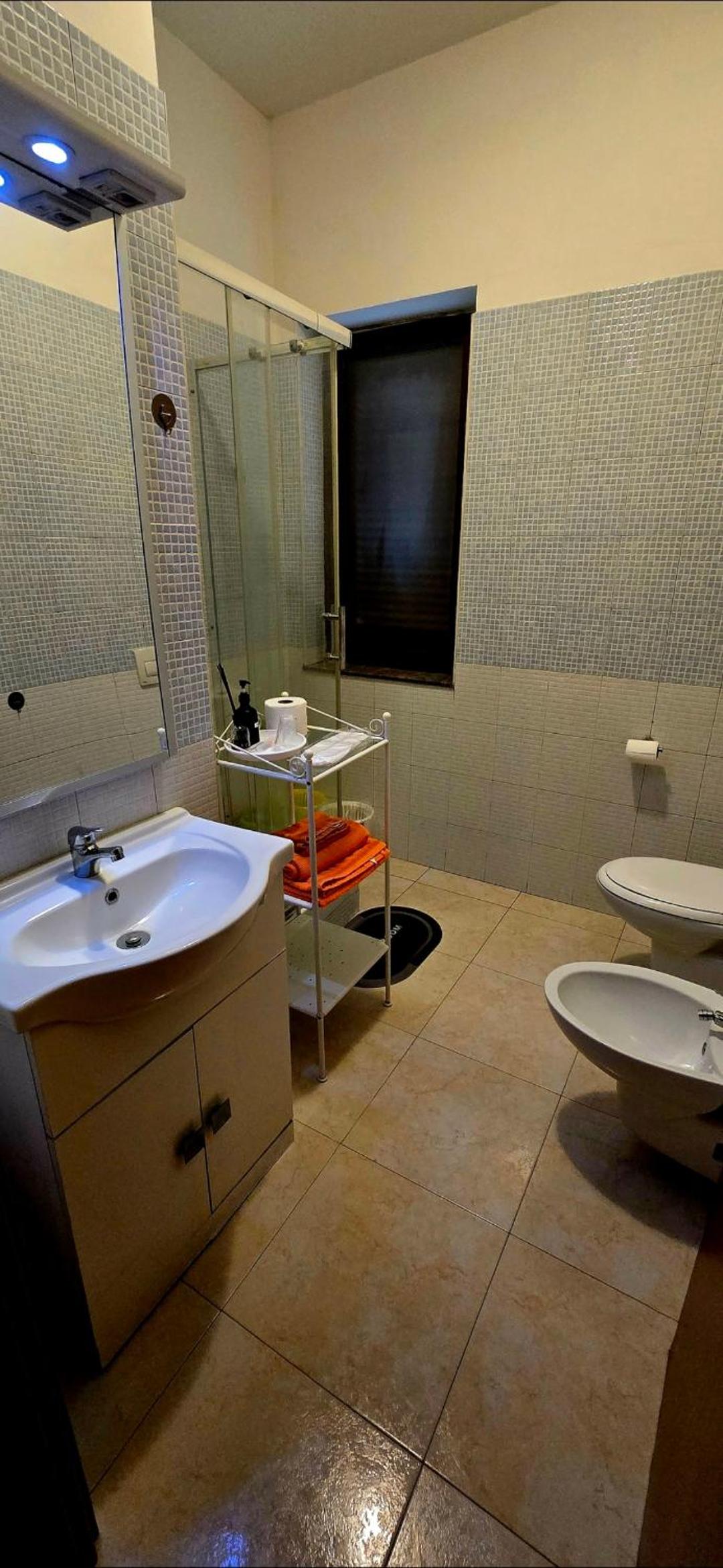 Small Double Room - Photo 4