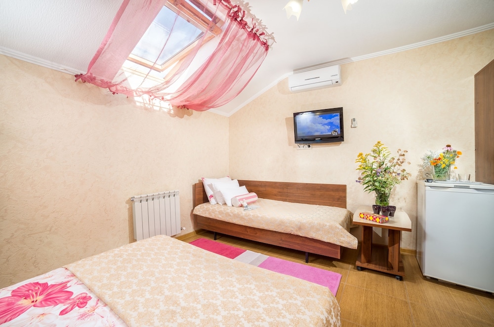 Standard Triple Room photo 1
