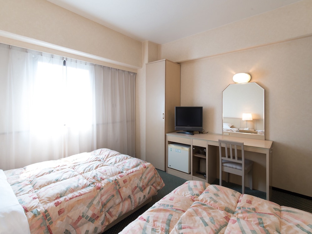 Twin Room, Smoking photo 2