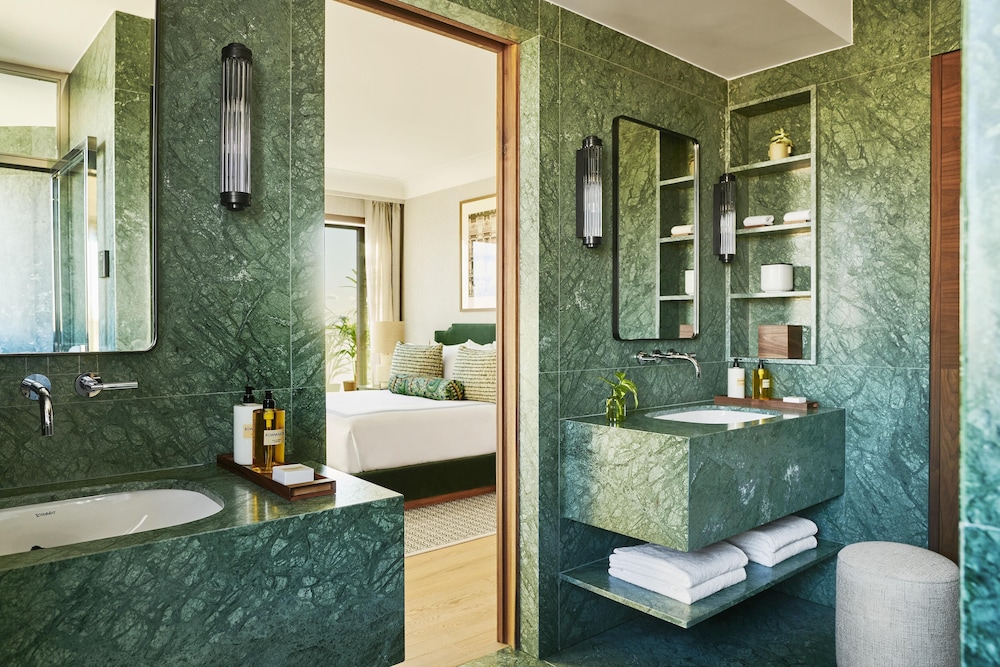 Suite (Penthouse) - Photo 19