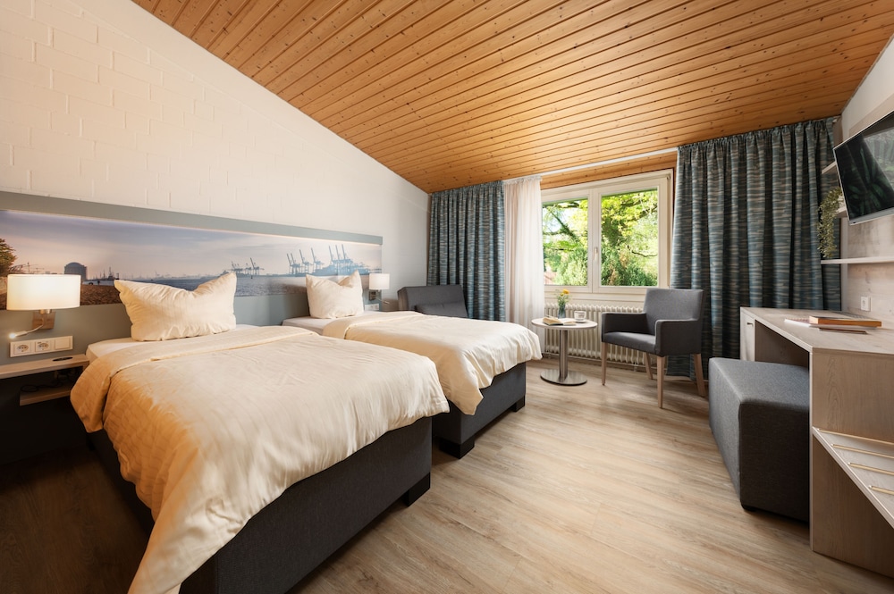 Basic Double or Twin Room