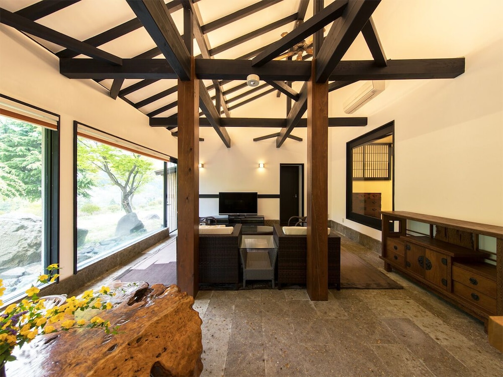Suite, Garden View photo 2