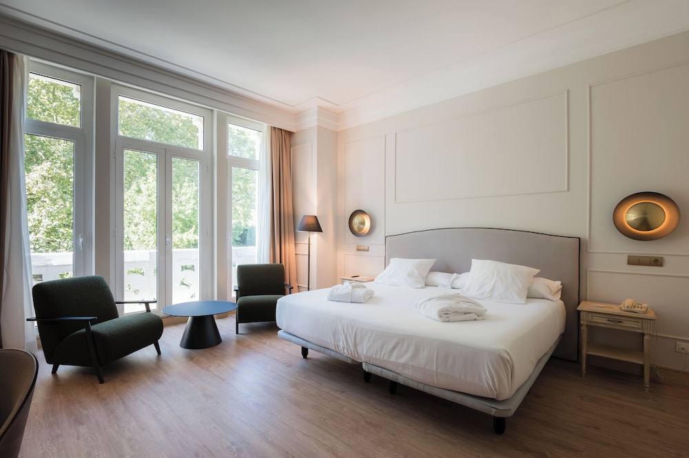 Superior Double Room - Photo 4