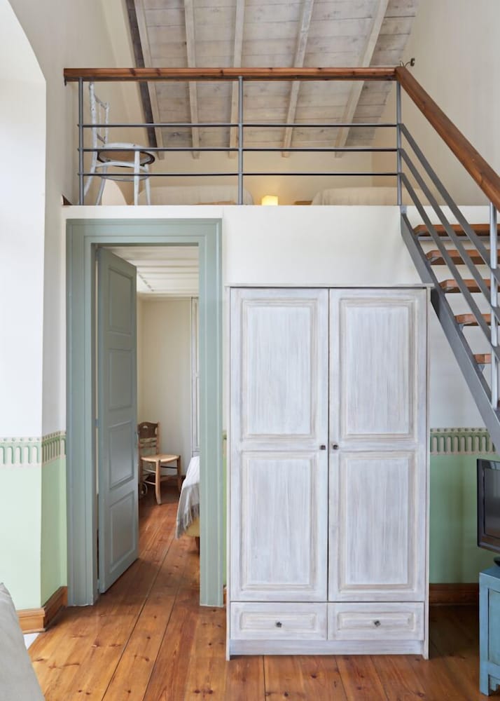 Sea View, Two Bedroom, Mezzanine Suite