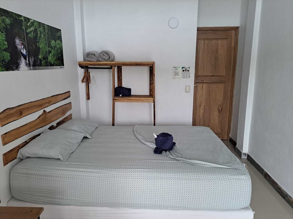 Economy Quadruple Room, 1 Bedroom, Bay View photo 1