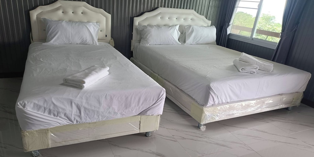 Standard Twin Room - Photo 6