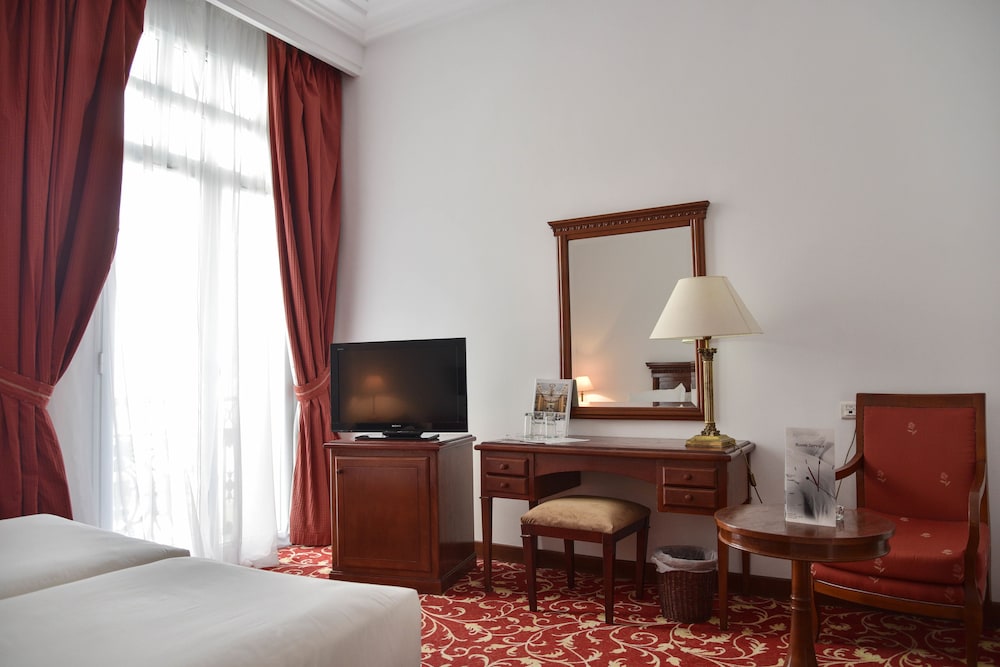 Superior Double or Twin Room photo 2