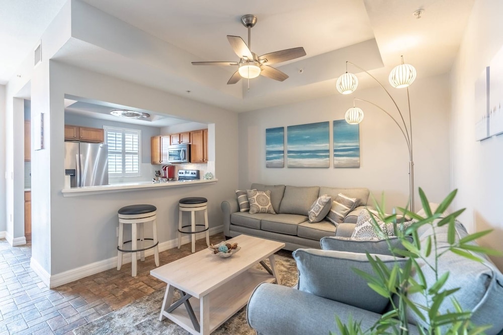 Apartment (617 Little Harbor) photo 2