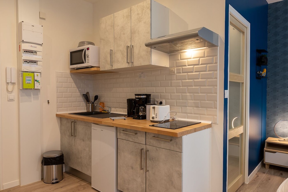 Deluxe Studio, Ensuite - Photo 10
