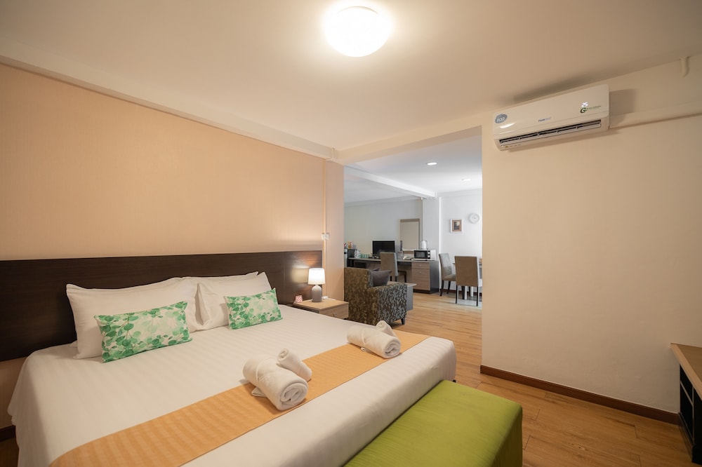 Executive Suite photo 1