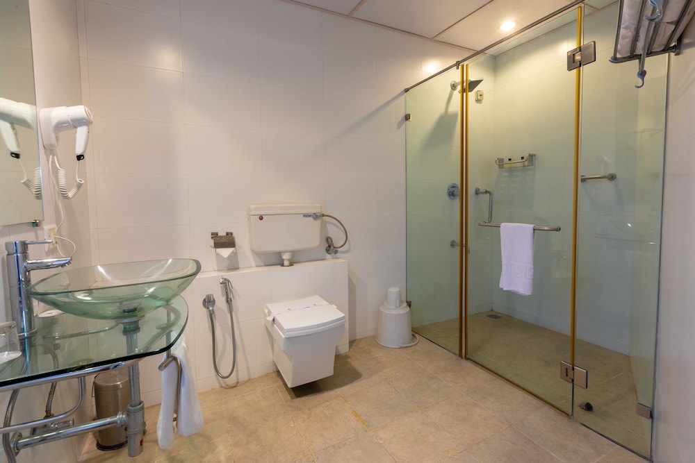 Family Suites - Photo 10