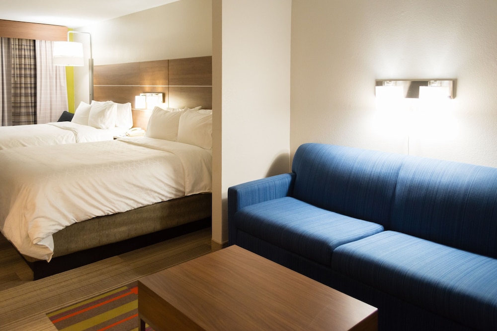 Suite, Multiple Beds