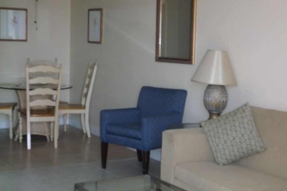 Room, Multiple Beds, Non Smoking (Efficiency) - Photo 6