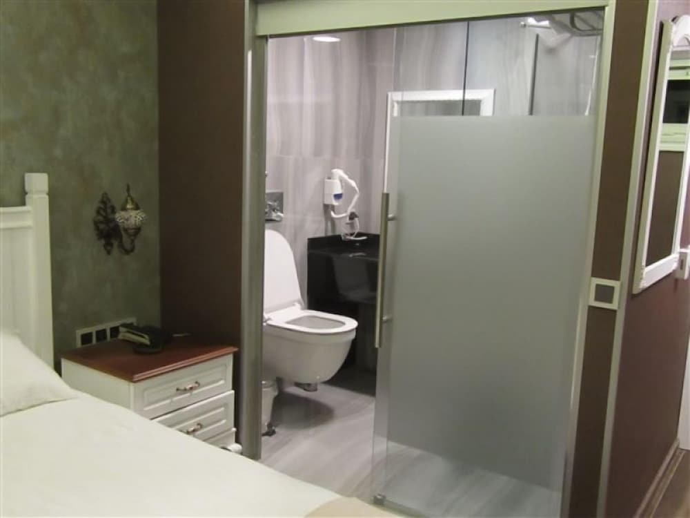 Standard Double Room, 1 Bedroom, Garden View photo 2
