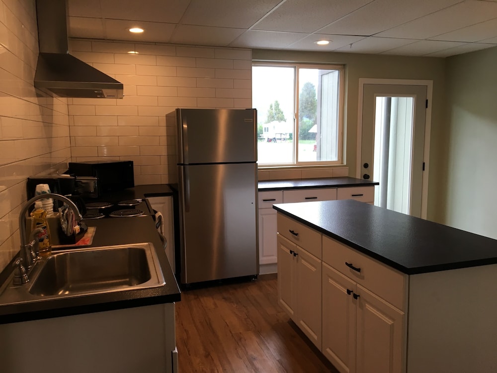 St. Mary Suite, Ground Floor, No Pets; Remodeled 2018 photo 2
